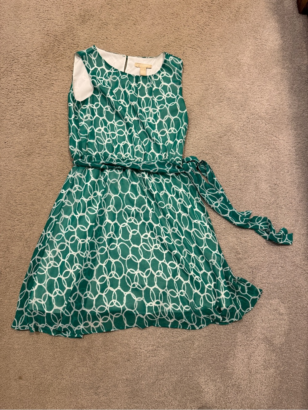 Banana Republic Green and White Sleeveless Belted Dress- chiffon